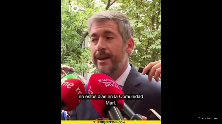 [The Objective] (septiembre 28, 2026) La Comunidad de Madrid acusa al «delegado del sanchismo» de permitir la acampada en Sol.
