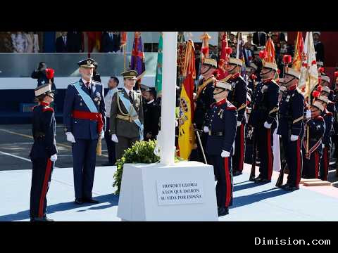 [The Objective] (octubre 12, 2026) Así ha sido el acto de izado de bandera para celebrar el 12 de octubre