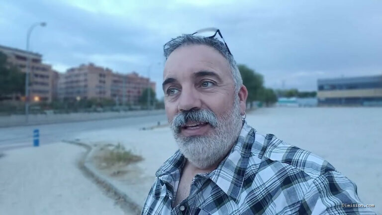 [Raul u.m.e. canal2720] (octubre 2, 2026) No se lo cree nadie, están acabados, llamarán a la eta?