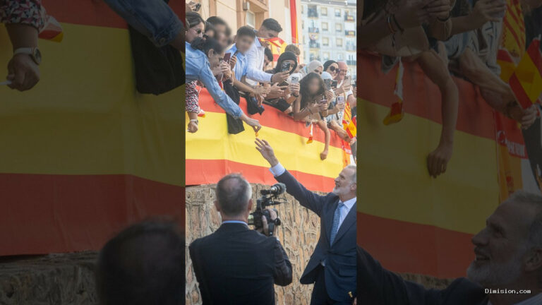 [The Objective] (octubre 13, 2026) Algunas de las reacciones de los ceutíes tras el paso de los Reyes por la ciudad autónoma.