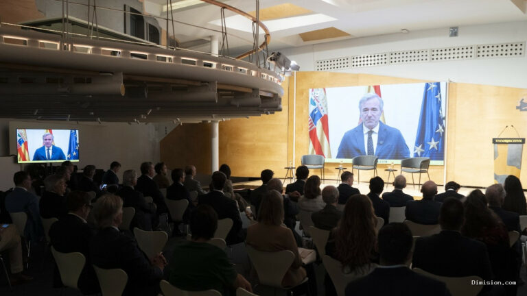 [The Objective] (octubre 9, 2026) España necesita modernizar sus infraestructuras ante el reto digital y energético